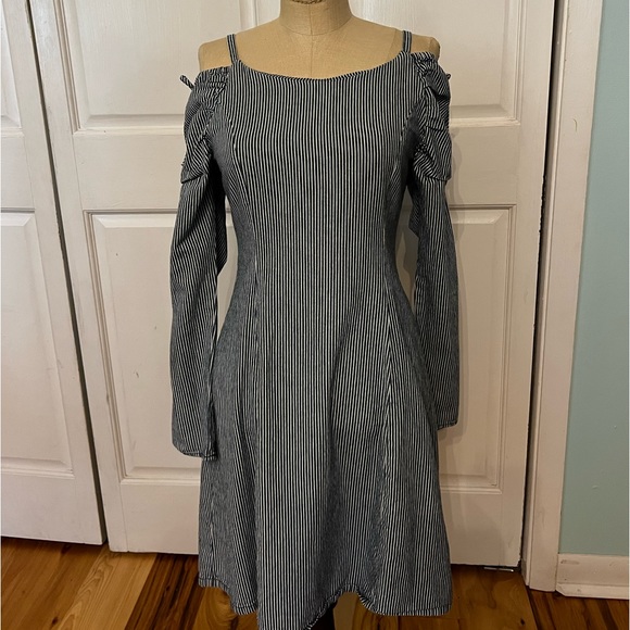 Girls Habitual size 14 open shoulder denim striped dress - Picture 1 of 5